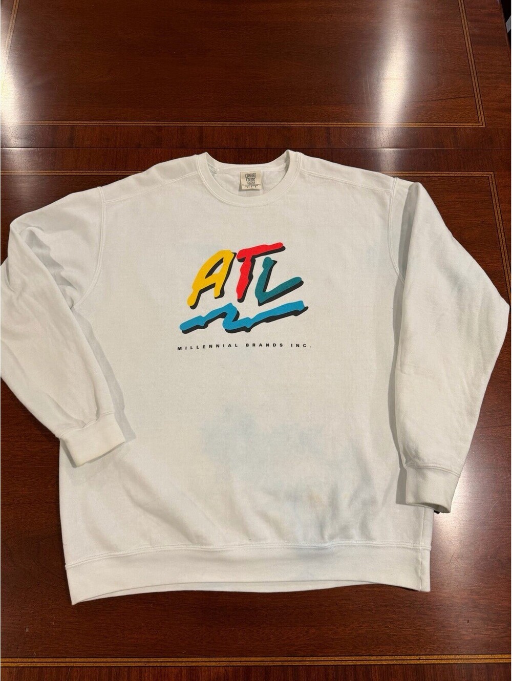 Comfort Colors ATL Atlanta Sweatshirt Mens Large White Retro Graphic Crewneck L